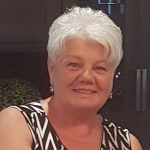 Meet your Posher, Eola